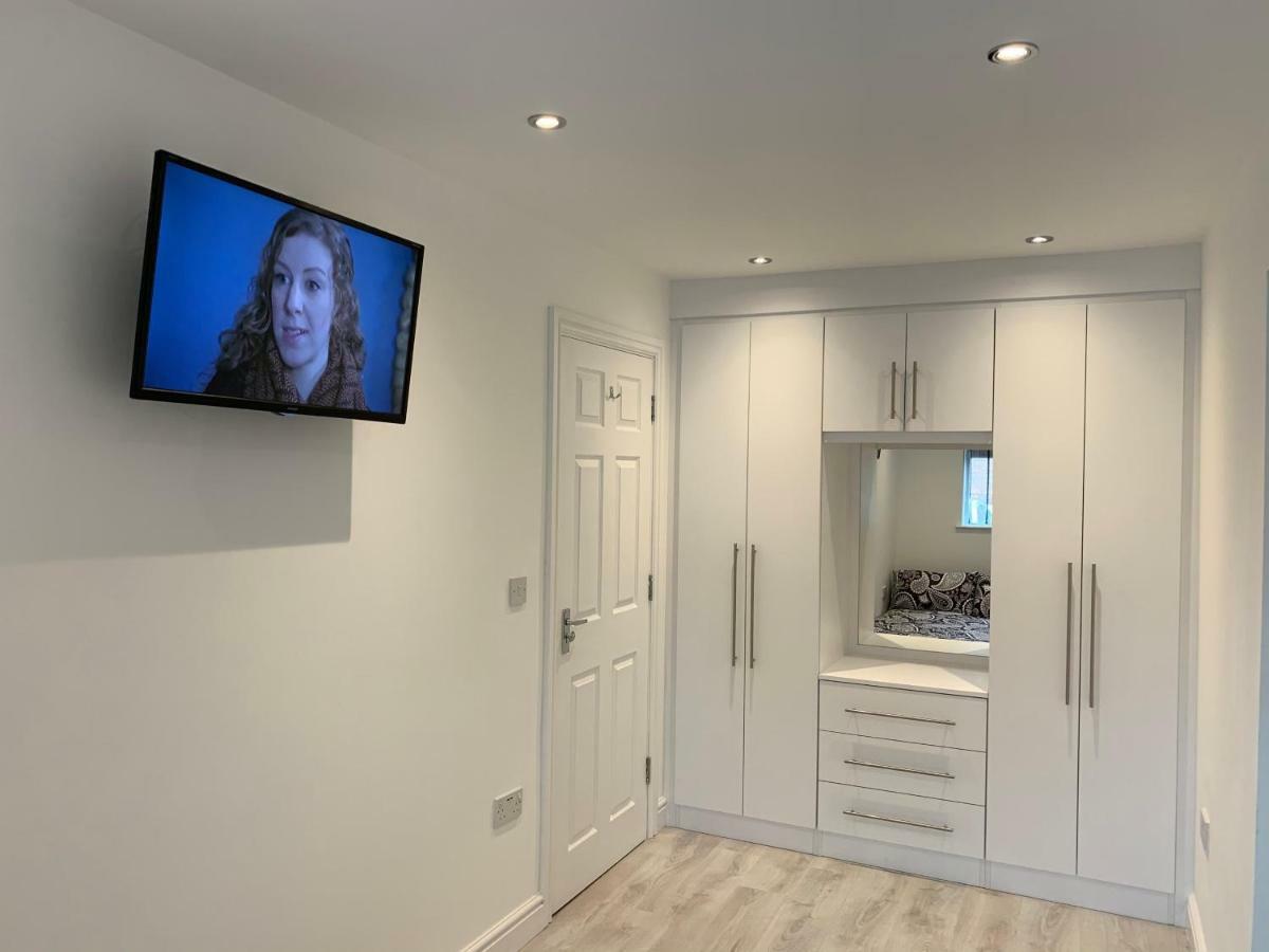Sark House Chorlton Манчестер